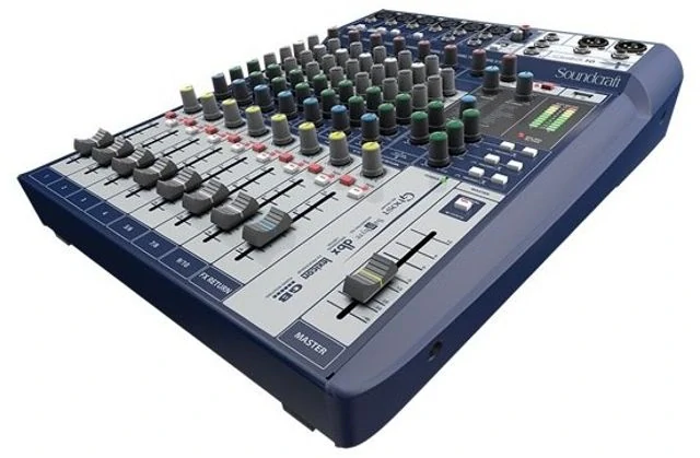 Pronájem - Audiomix 10 kanálů, 6xmono, 3x stereo, Soundcraft Signature 10