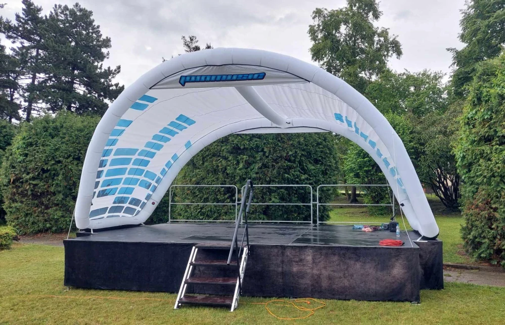 Pronájem - Mobilní obloukové zastřešení + podium 6x4m