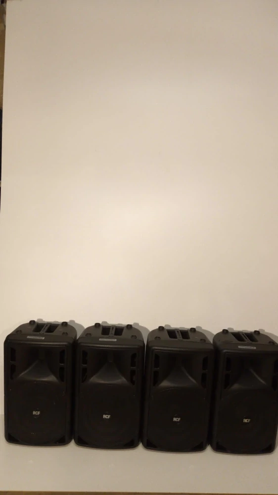 Pronájem - Aktivní reproduktor RCF ART 315A mkIII (obal, 400W)