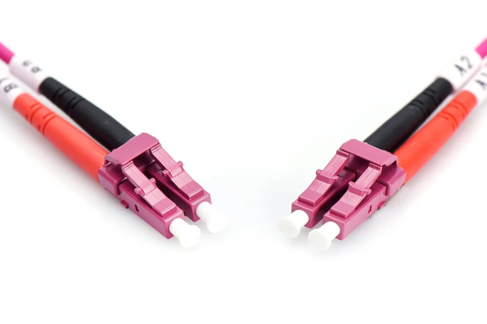 DIGITUS Fiber Optic Patch Cord, LC/LC Multimode 50/125 µ, OM4, Duplex, 1m