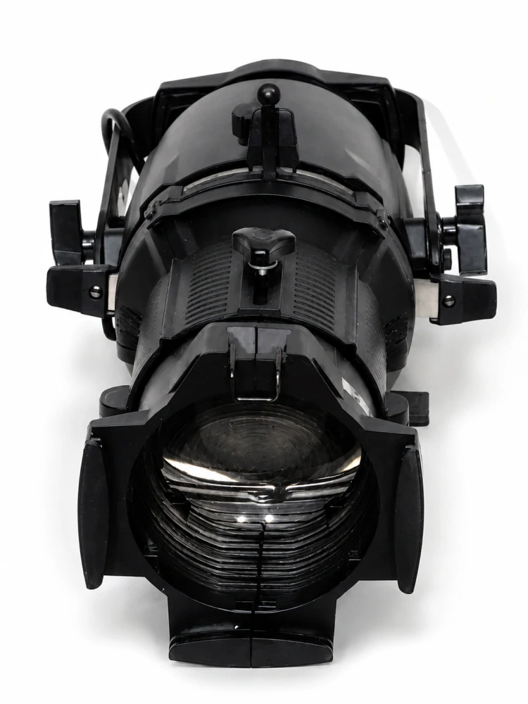 Pronájem - Profile spot 750W