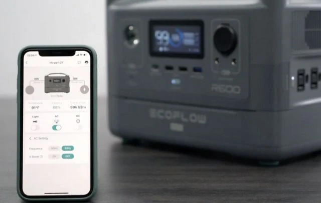 Pronájem - Bateriová stanice 230V, 12V, 5V kapacita 720 Wh