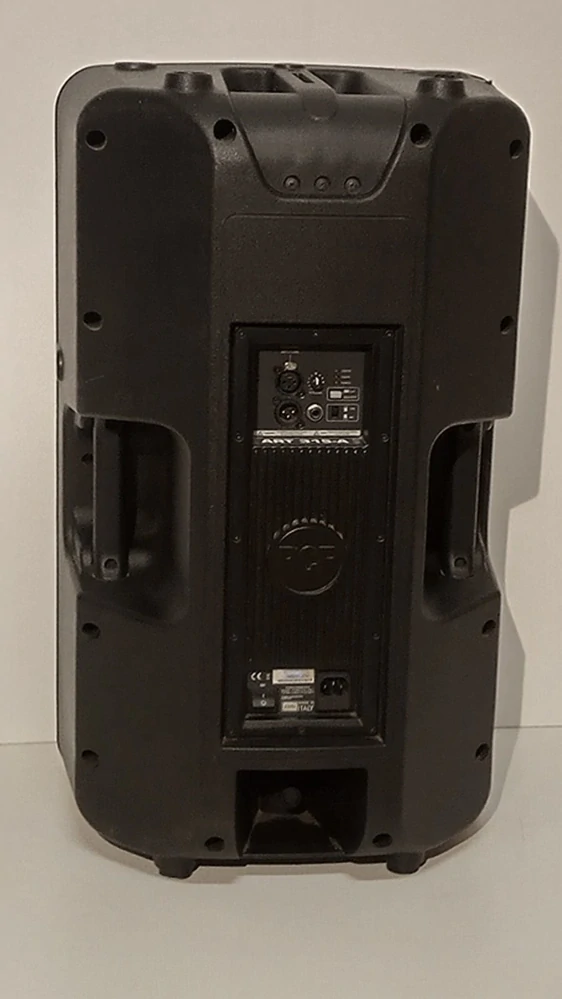 Pronájem - Aktivní reproduktor RCF ART 315A mkIII (obal, 400W)