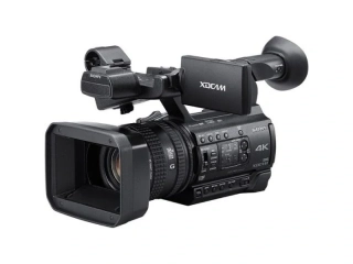Pronájem - Kompaktní, profesionální 4K kamera Sony PXW Z 150