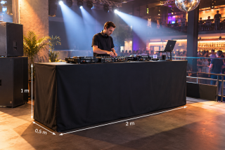 Pronájem - DJ stůl, sestava 2x0,5m, výška max 1,2m